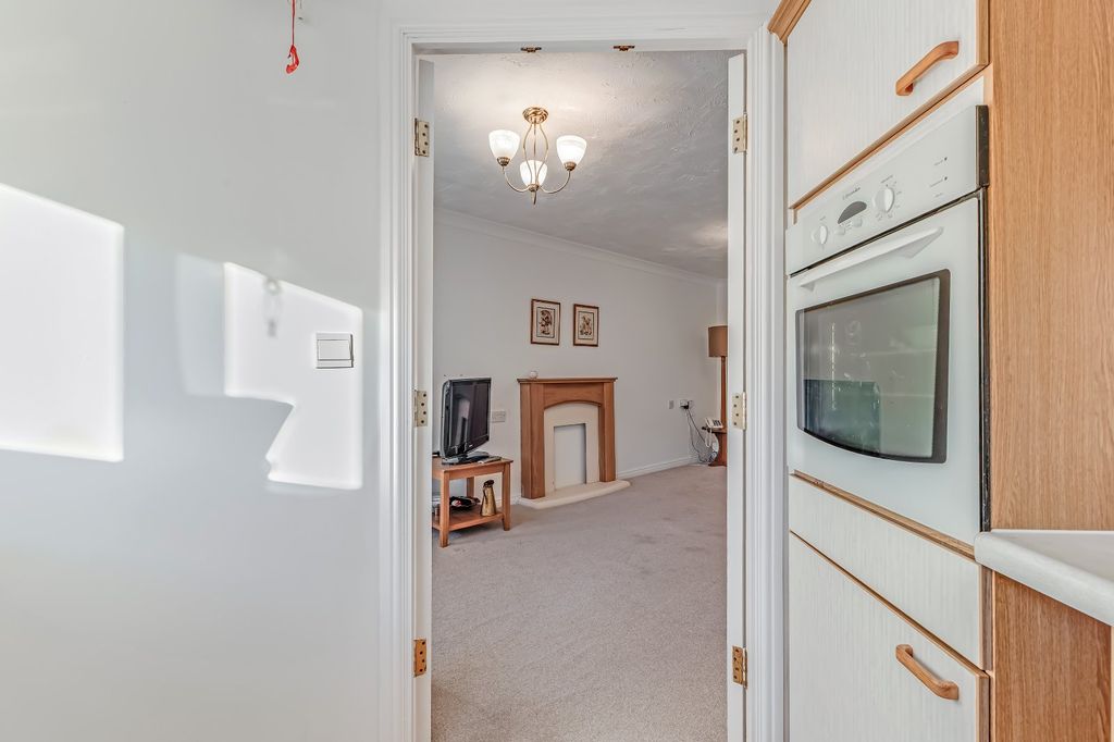 Property photo 3 of 16 Picture No. 18