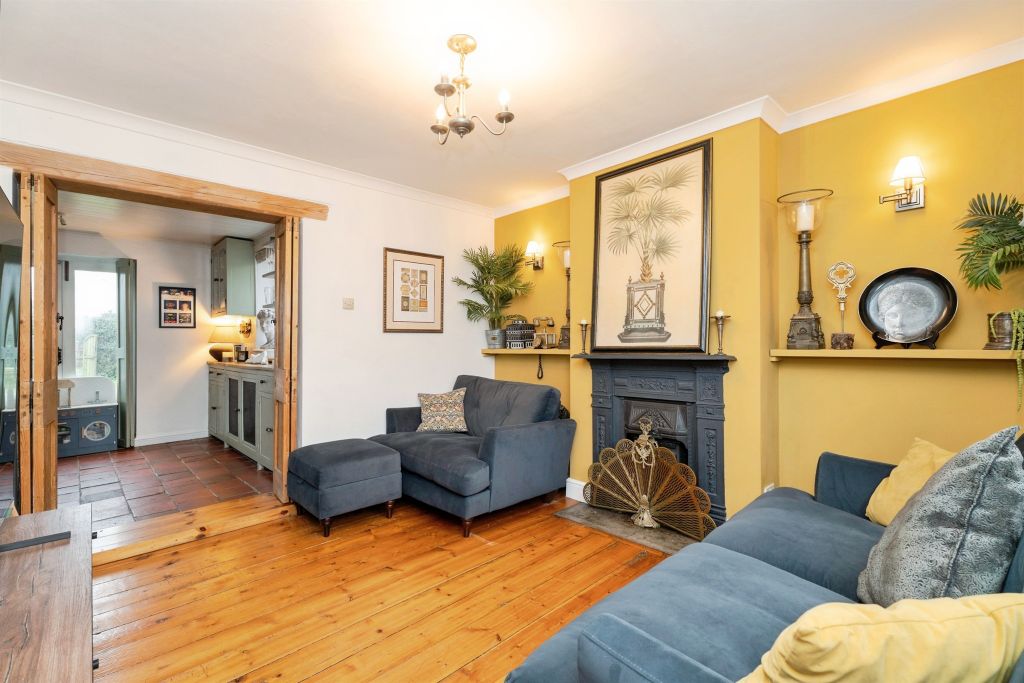 Property photo 2 of 20