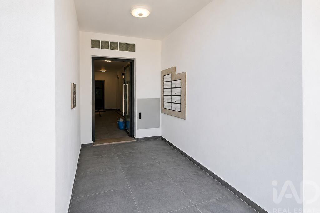 Property photo 3 of 25