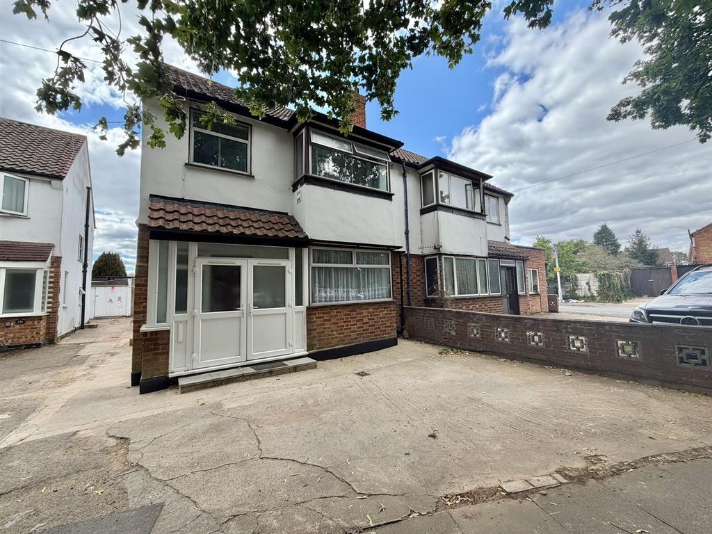 Property photo 1 of 10 External