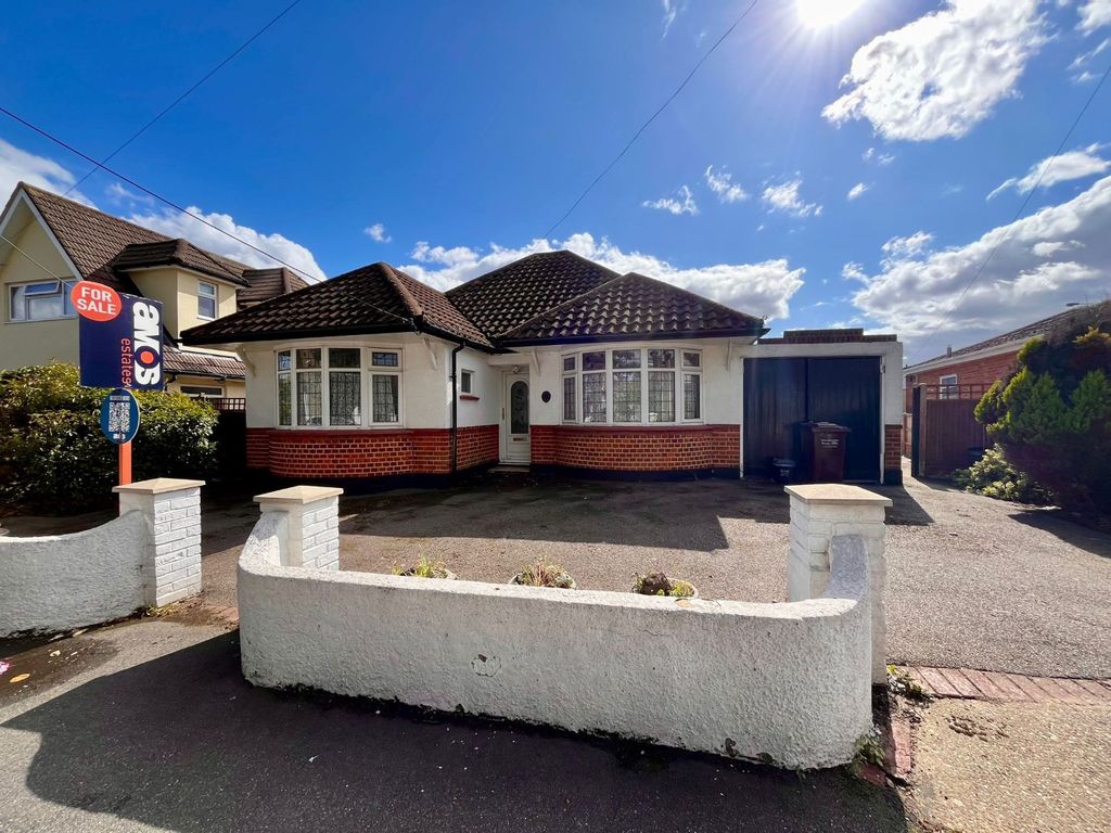 Property photo 1 of 12 4025770