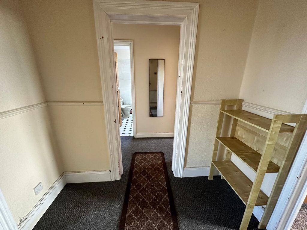 Property photo 3 of 9 Bright Hallway With Neutral Walls, Fitted Skirting...