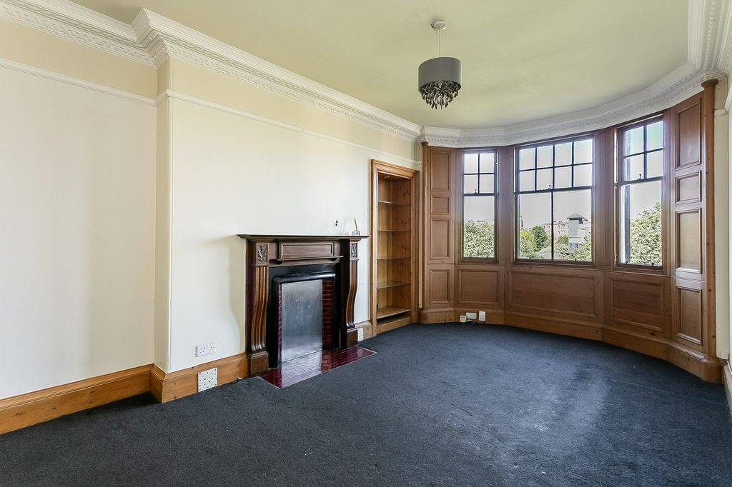Property photo 2 of 26