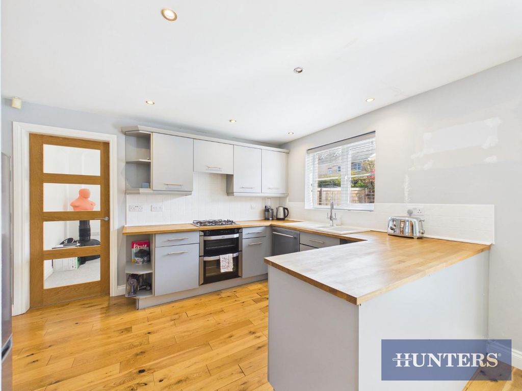 Property photo 2 of 25 Cam02804G0-Pr0474-Still022.Jpg