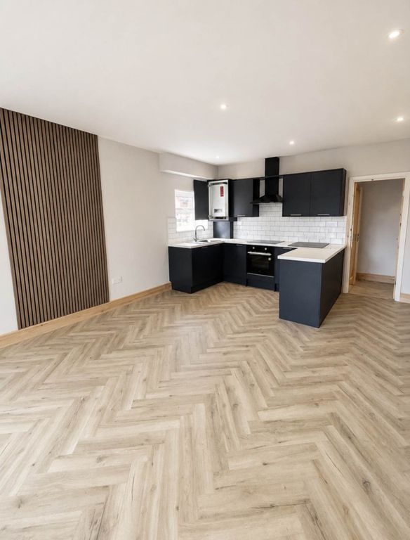 Property photo 1 of 3