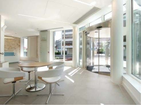 Property photo 2 of 41 Swindon  Ground Floor Station Square Int1.Jpg