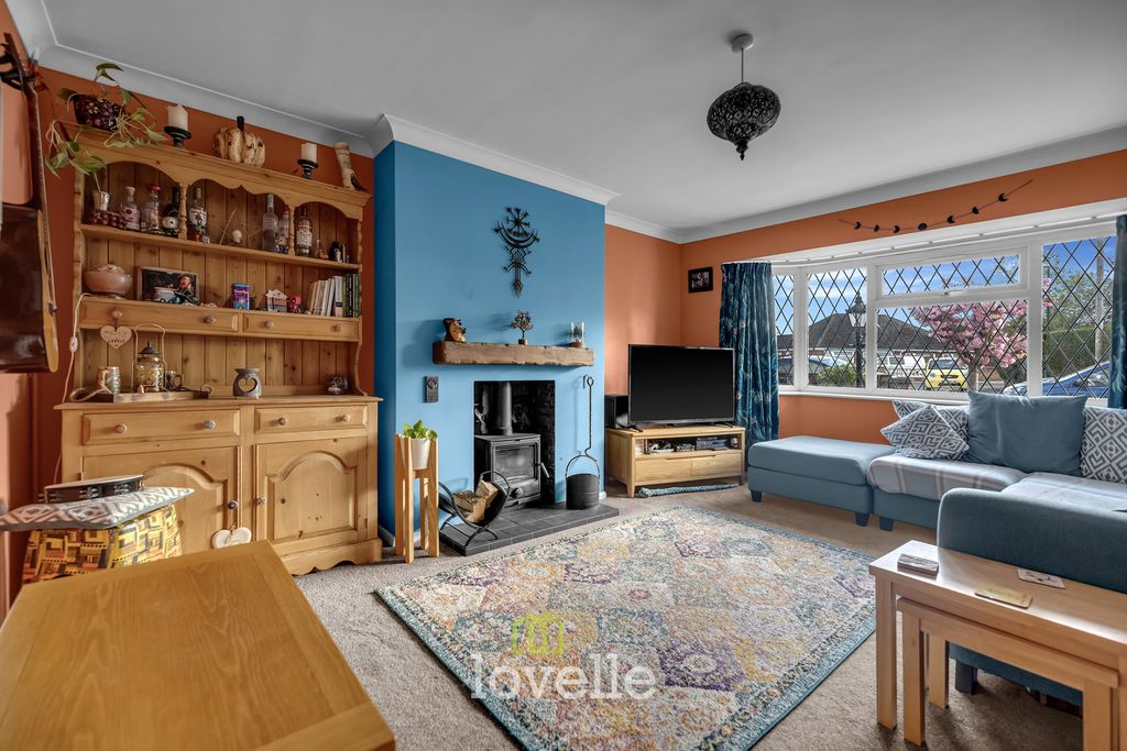 Property photo 2 of 29