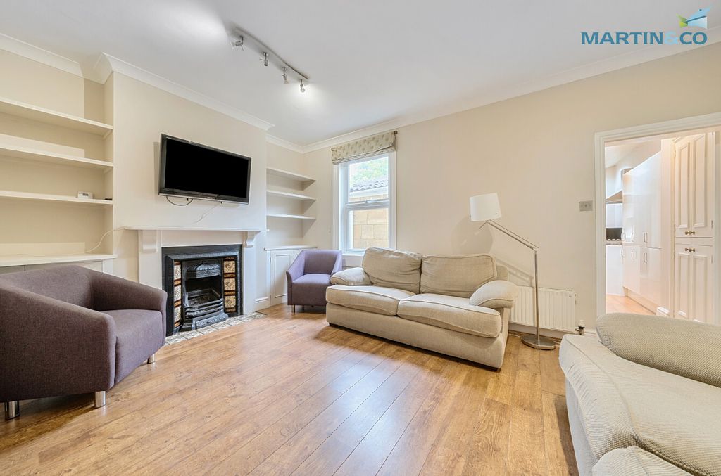 Property photo 2 of 28 Df03d3A9-288d-4Ae7-90Fa-3884Be457677