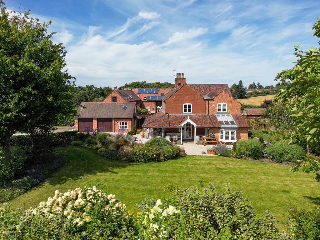 Property photo 1 of 40 Image