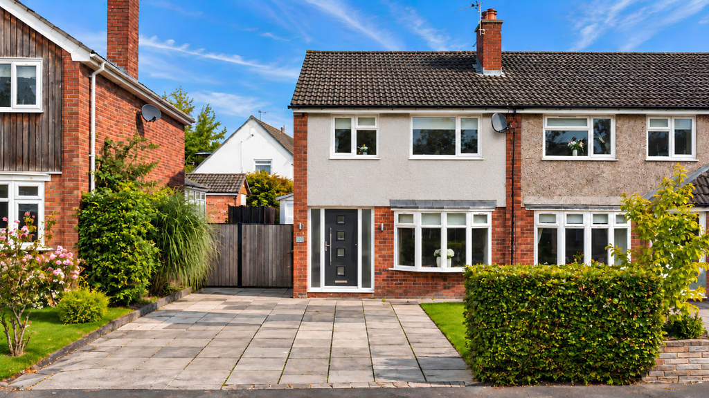 Property photo 1 of 16 Lyndhurst Avenue - Hazel Grove