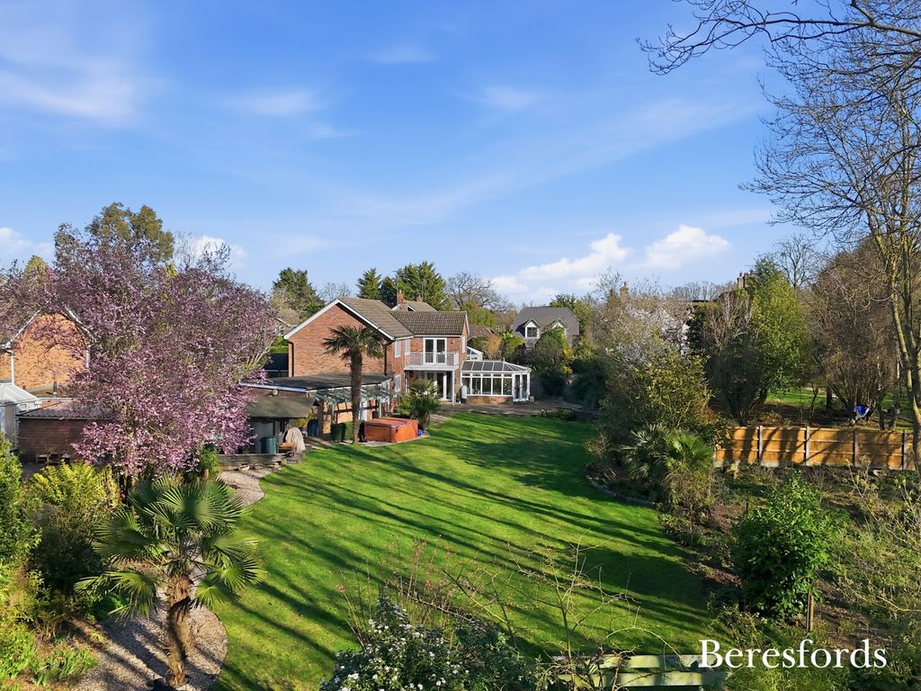 Property photo 2 of 29 Picture No. 08