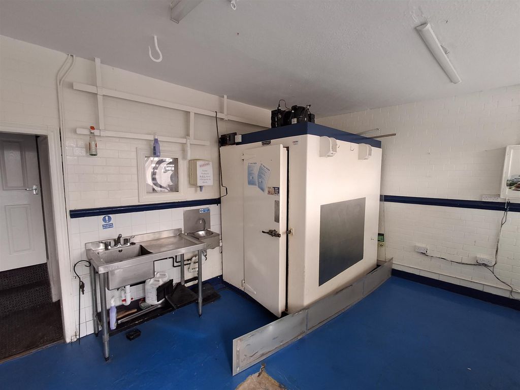 Property photo 2 of 10 Photo 1