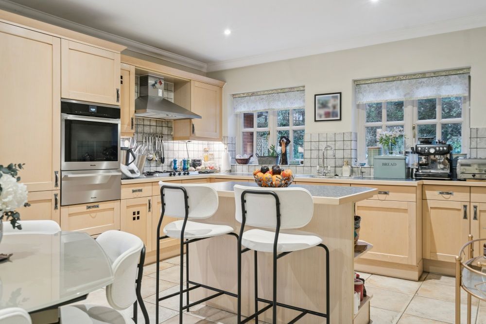 Property photo 3 of 39 Dsc01836-A57B399255c9975Bfa4075Da1ee487E7 - 800Px