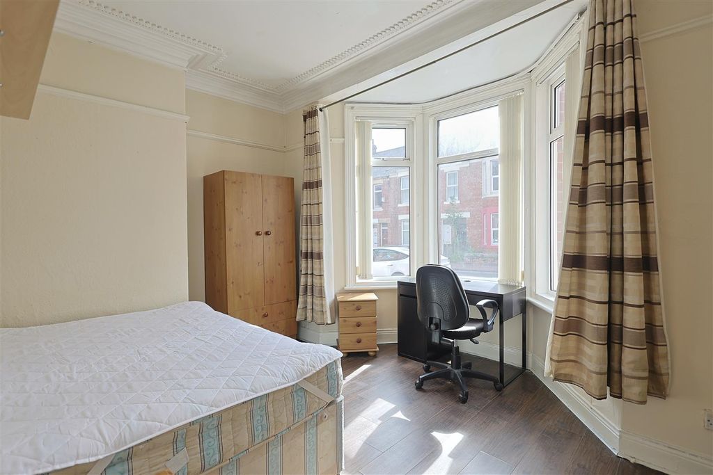 Property photo 1 of 6 799Cb44D-6F78-47C0-B495-Ca43B0C75C9A_1_201_A.Jpeg