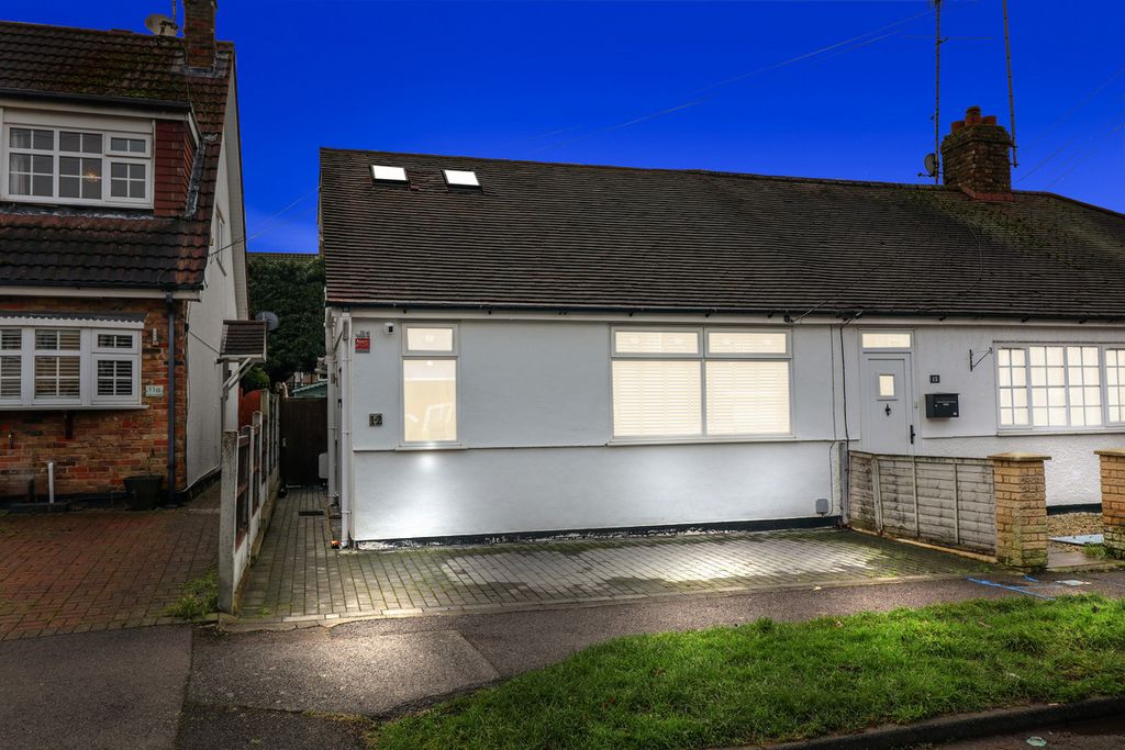 Property photo 1 of 27