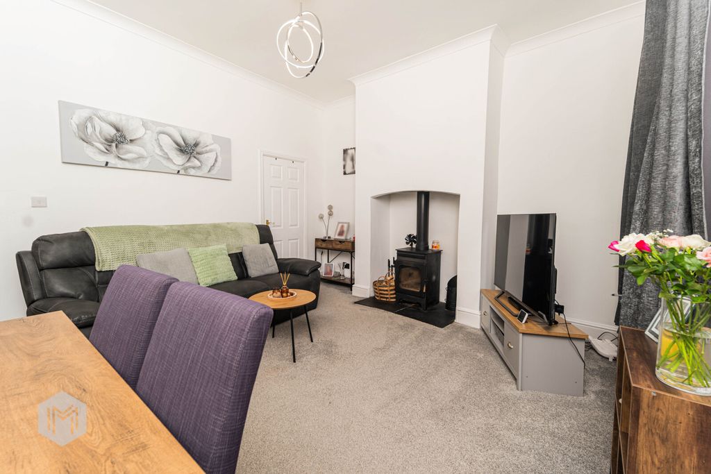 Property photo 2 of 20 Picture No. 21