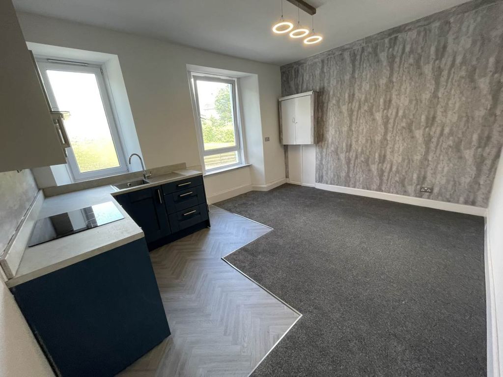 Property photo 2 of 13 Img_8844