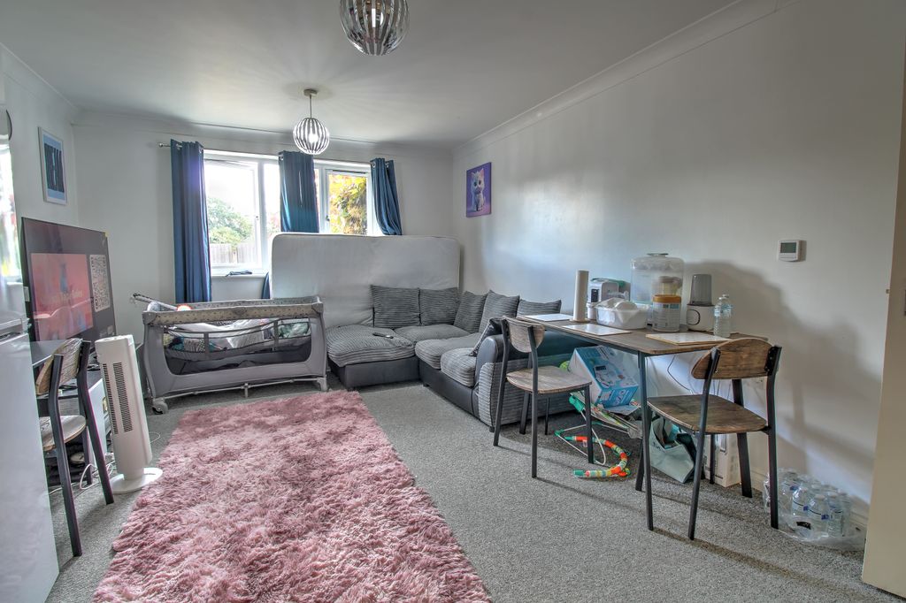 Property photo 3 of 7 A3