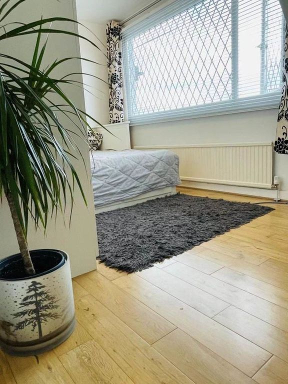 Property photo 1 of 7 Photo 1