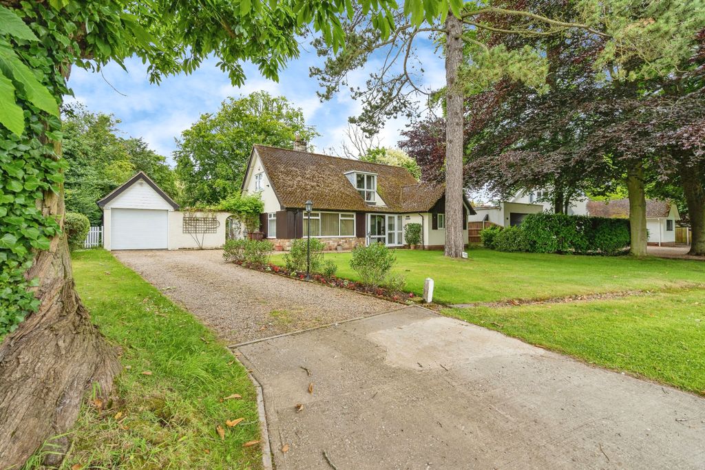 Property photo 1 of 17 Photography