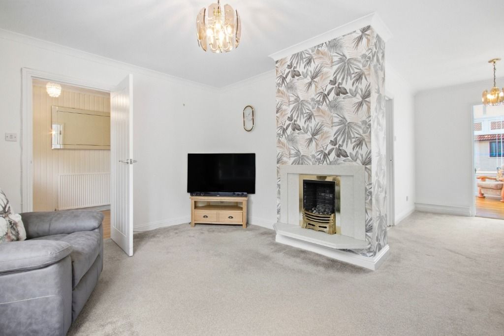 Property photo 2 of 23