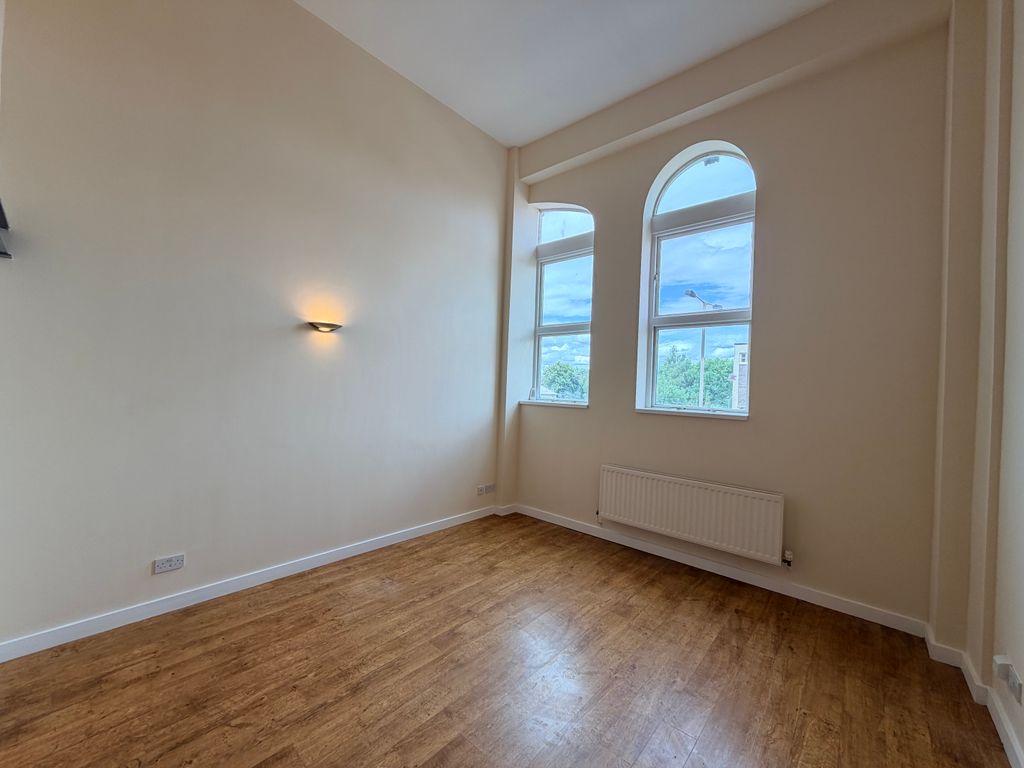Property photo 2 of 12 Img_1734