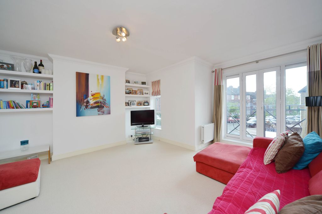 Property photo 1 of 9