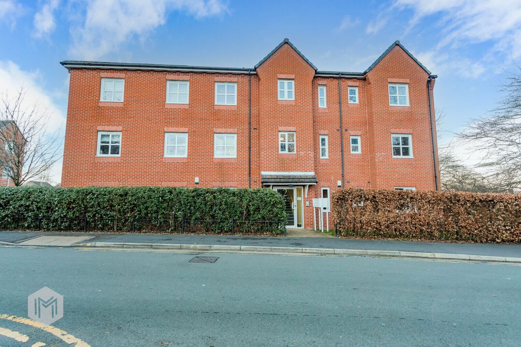 Property photo 1 of 9 Picture No. 10