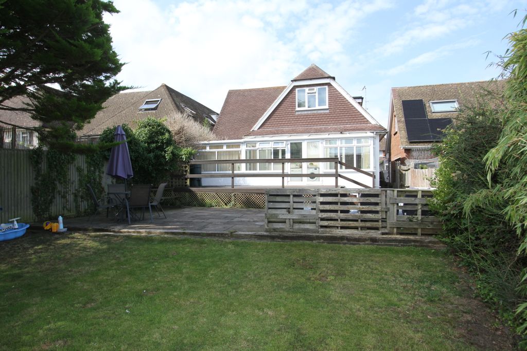 Property photo 3 of 21
