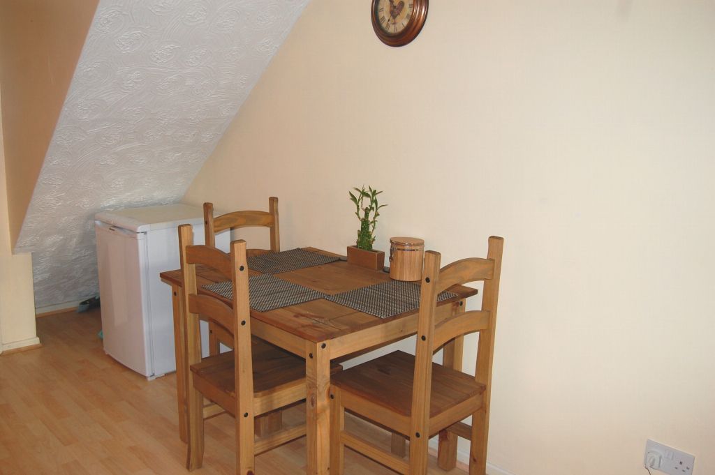 Property photo 3 of 5 Photograph 3