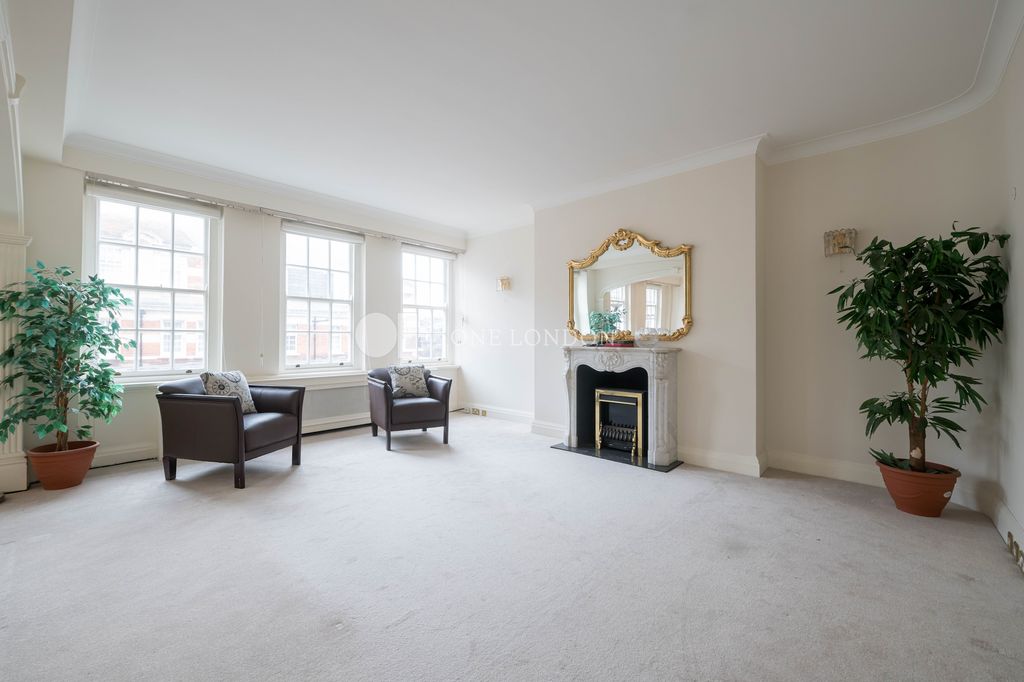 Property photo 3 of 19