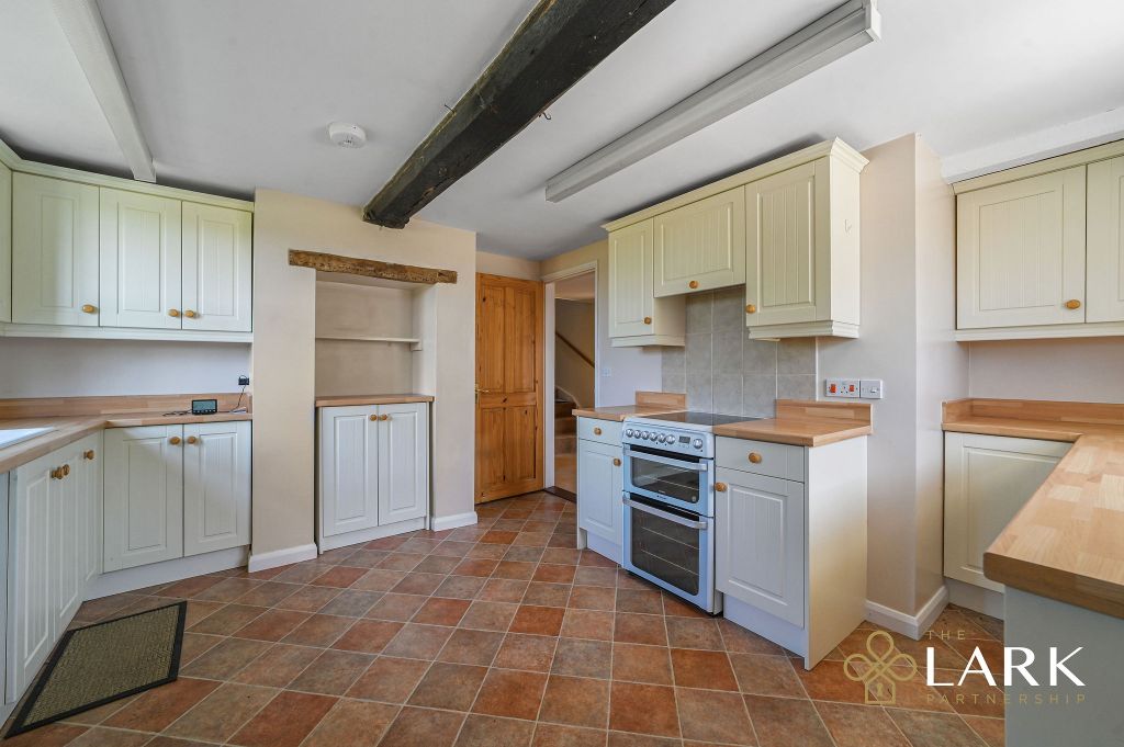 Property photo 3 of 11 Pt-Lark-1Beaconsfieldcottages-20