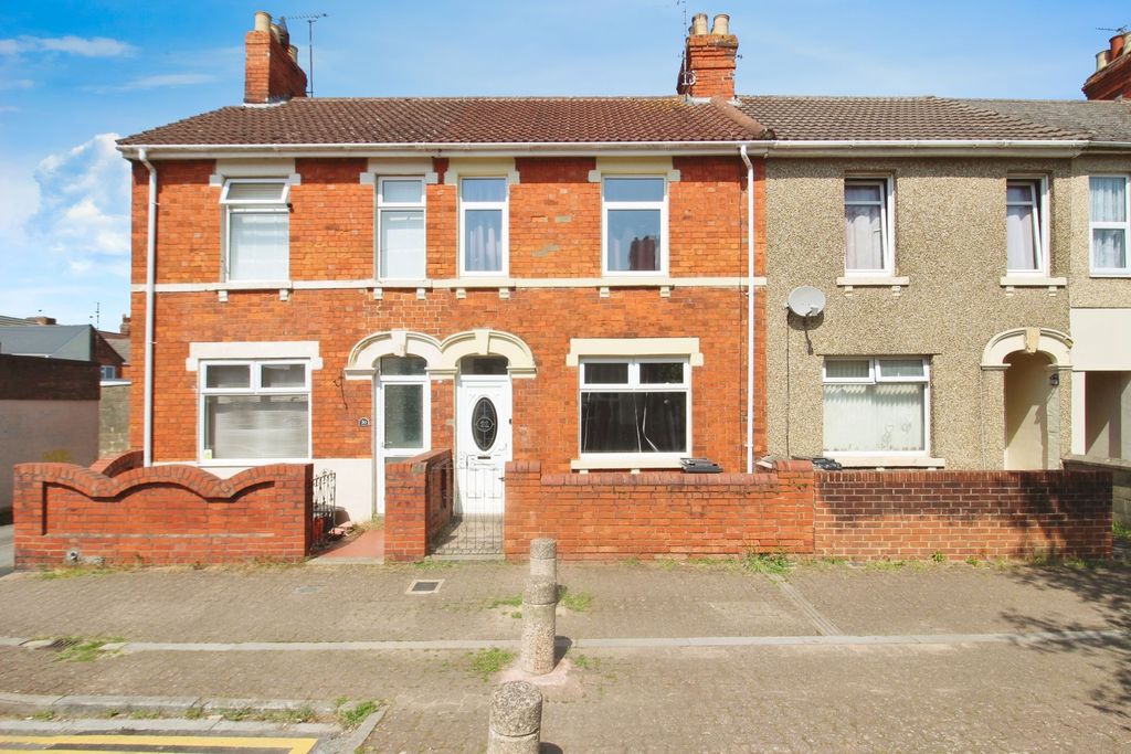 Property photo 1 of 12