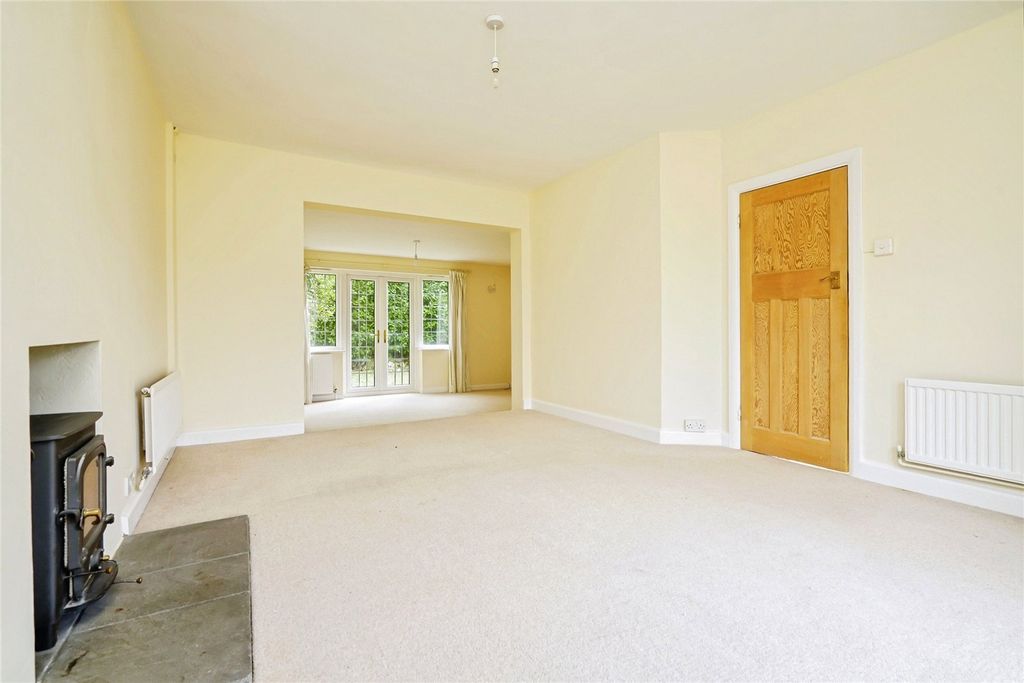 Property photo 3 of 12 Picture No. 27