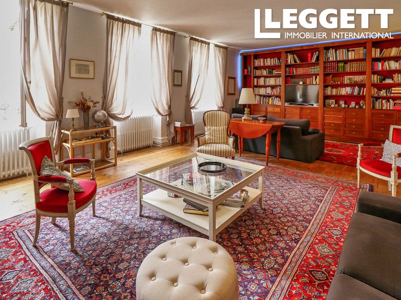 Property photo 3 of 10