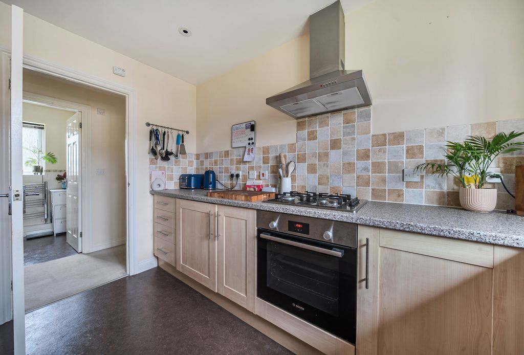 Property photo 3 of 22 1429110-10-69B2E8...