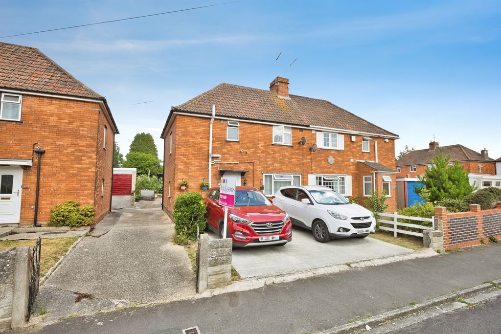 Property photo 1 of 10