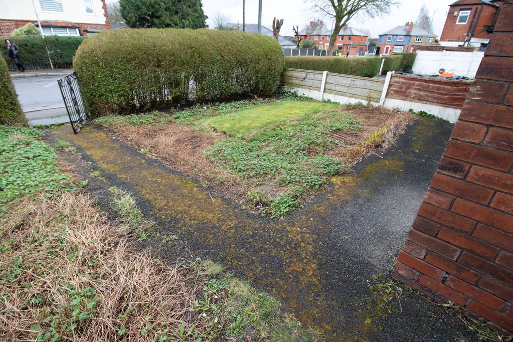 Property photo 2 of 13 Front Garden