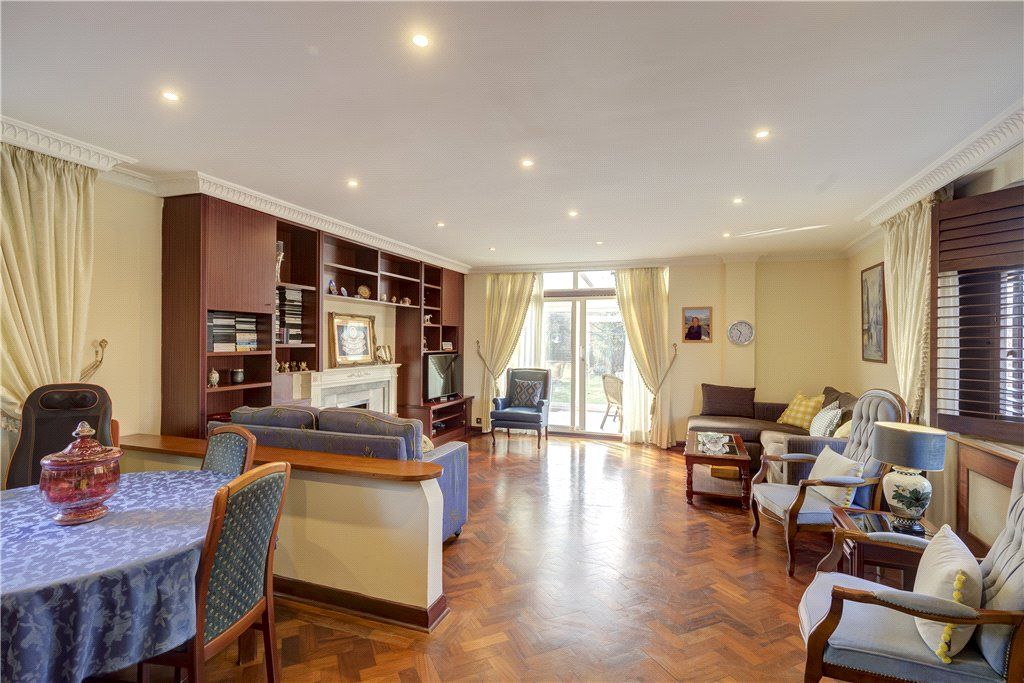 Property photo 2 of 18 Picture No. 02