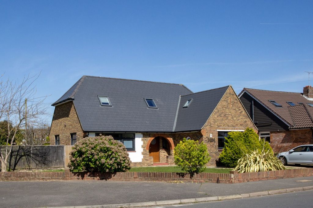 Property photo 1 of 21