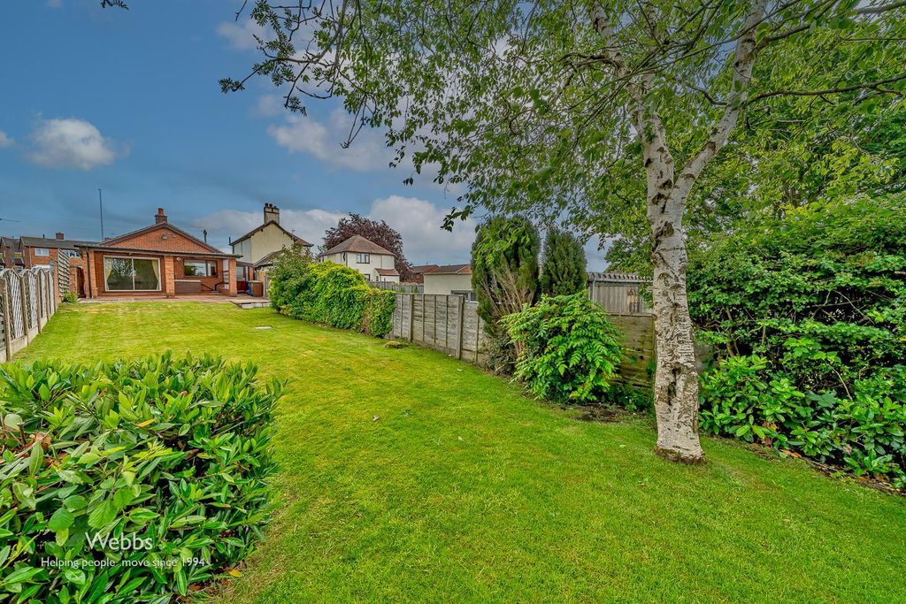 Property photo 2 of 19 Â© Webbs Estate Agents Â© (18 Of 151).Jpg