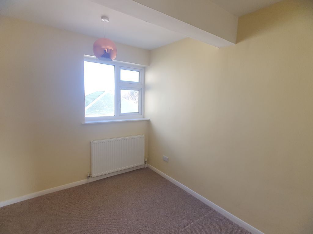 Property photo 3 of 6 Photo 5