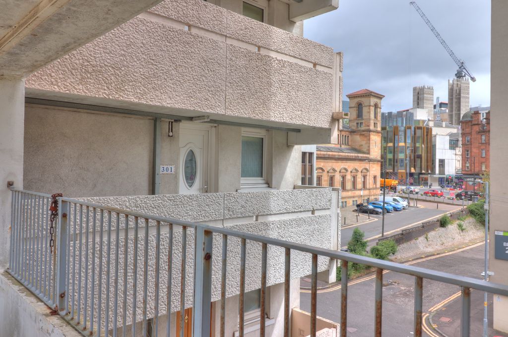 Property photo 3 of 15 Img_3872_3_4