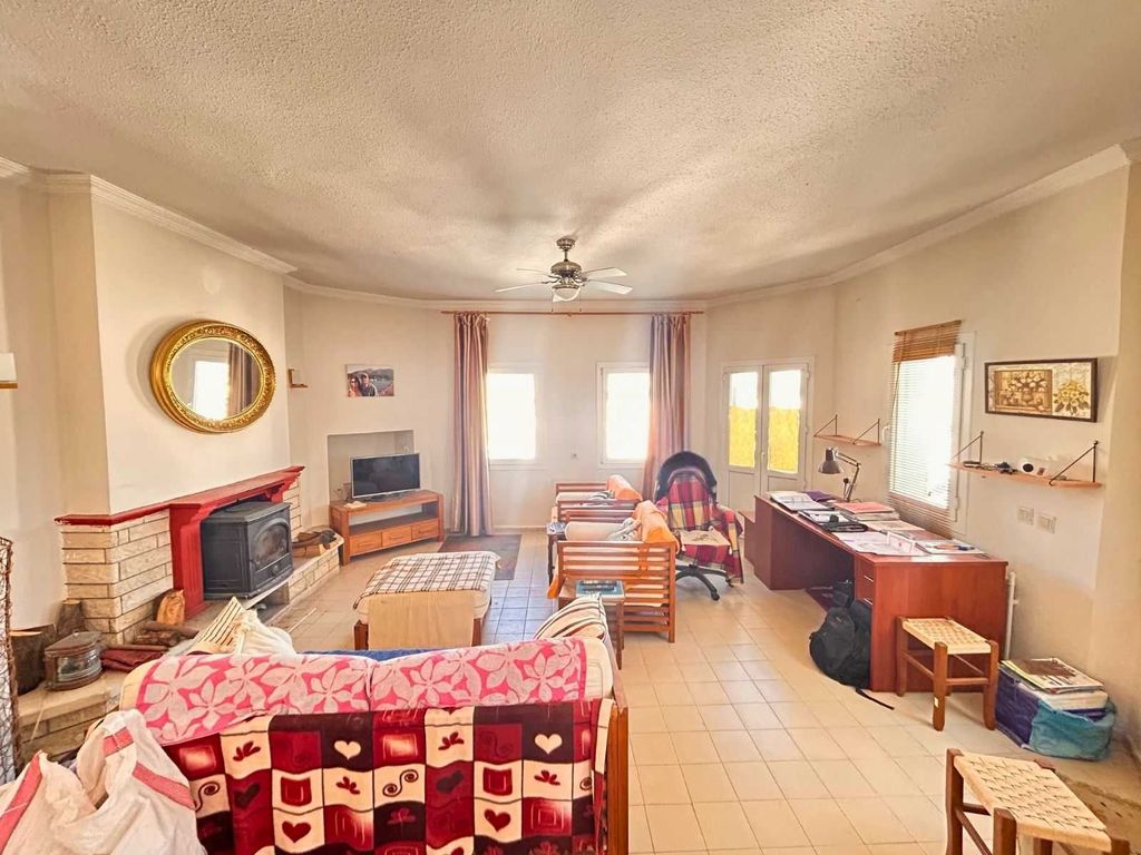 Property photo 3 of 24 Traditional Bodrum Villa For Sale Â€“ A Spacious, Light And Airy Living Room
