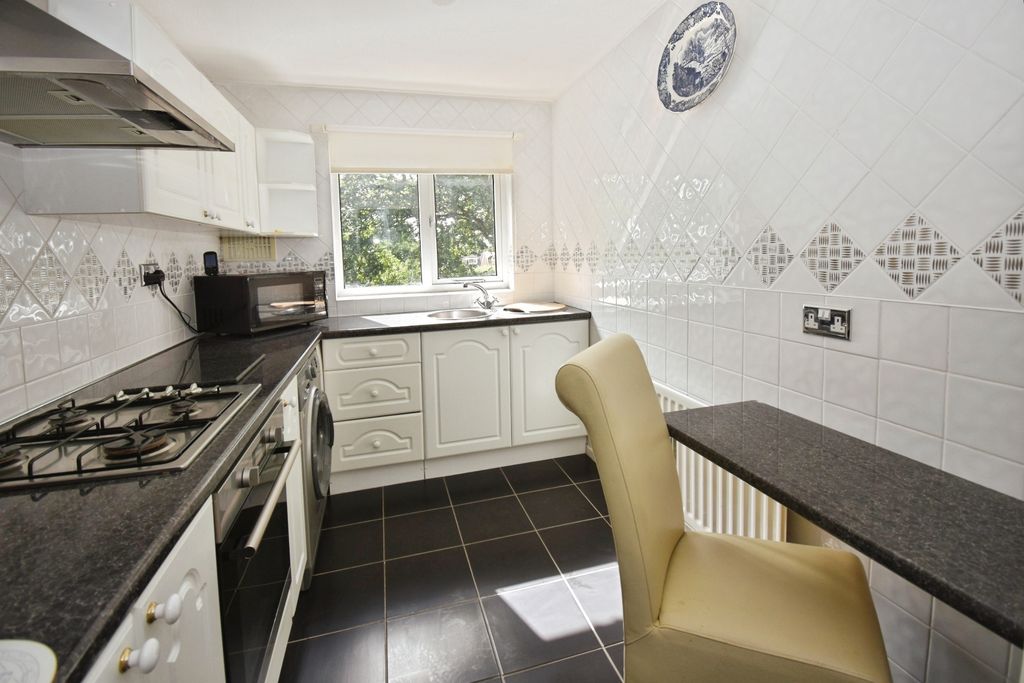 Property photo 2 of 10 Pbox-Img.Jpg