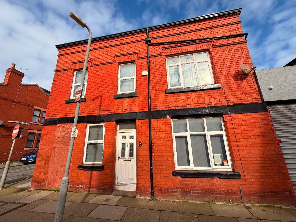 Property photo 1 of 5