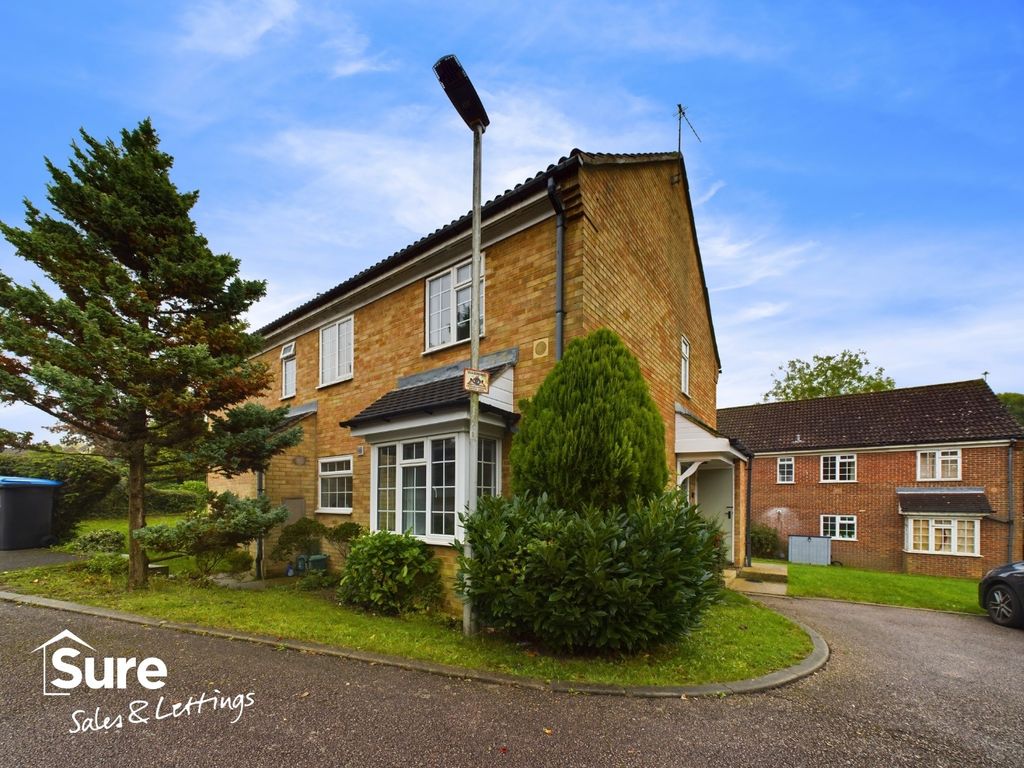 Property photo 1 of 15 3689560