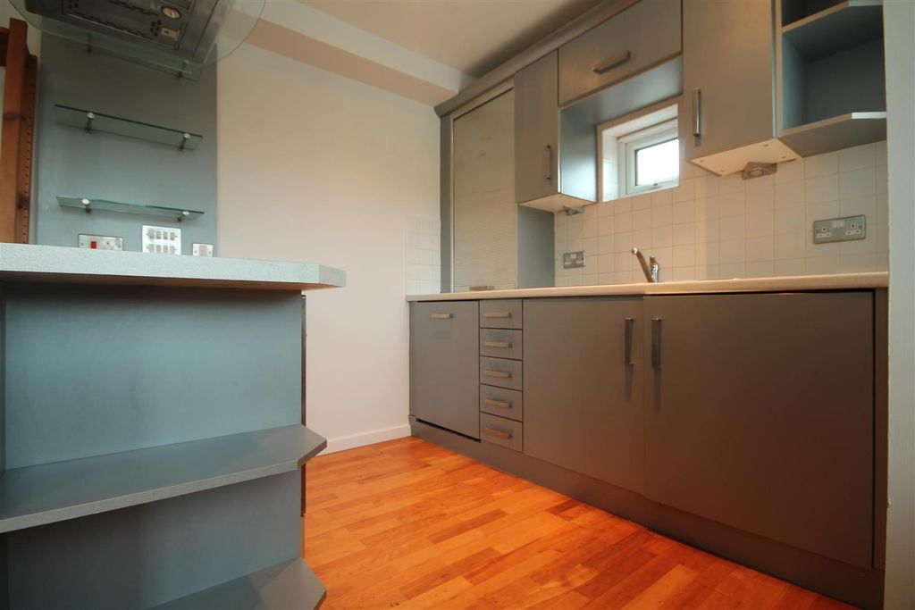 Property photo 2 of 7 58381.Jpg