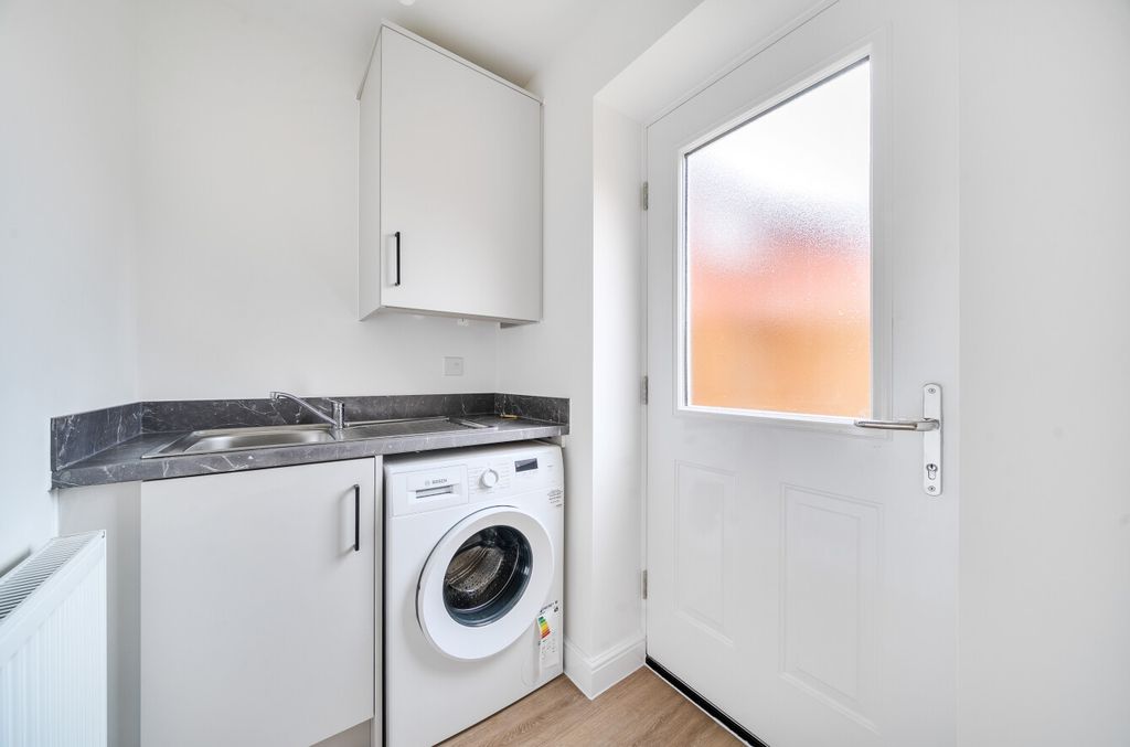 Property photo 3 of 22 Image