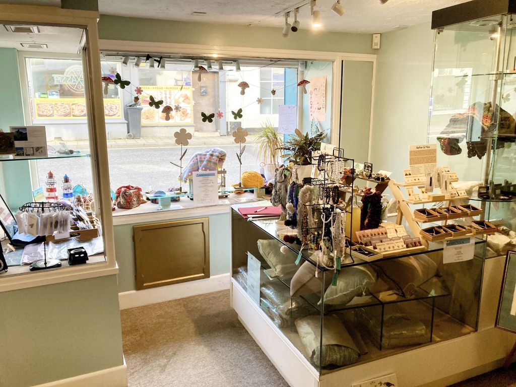 Property photo 3 of 15